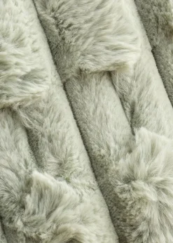 Bianca Fine Linens So Soft Carved Faux Fur Cushion (50x50cm)