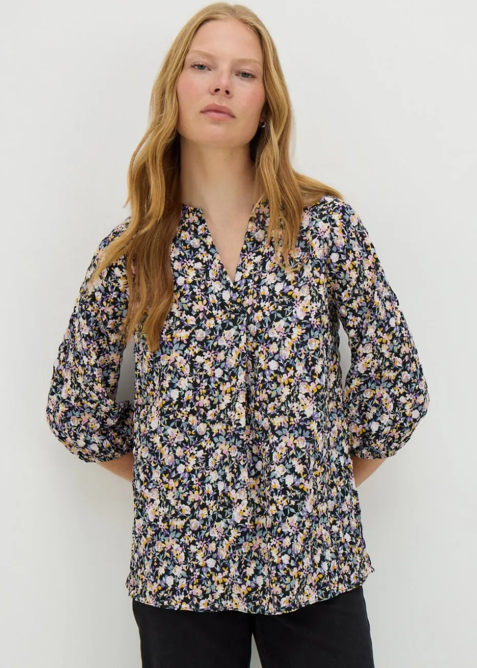 Black Seersucker Floral V-Neck Blouse