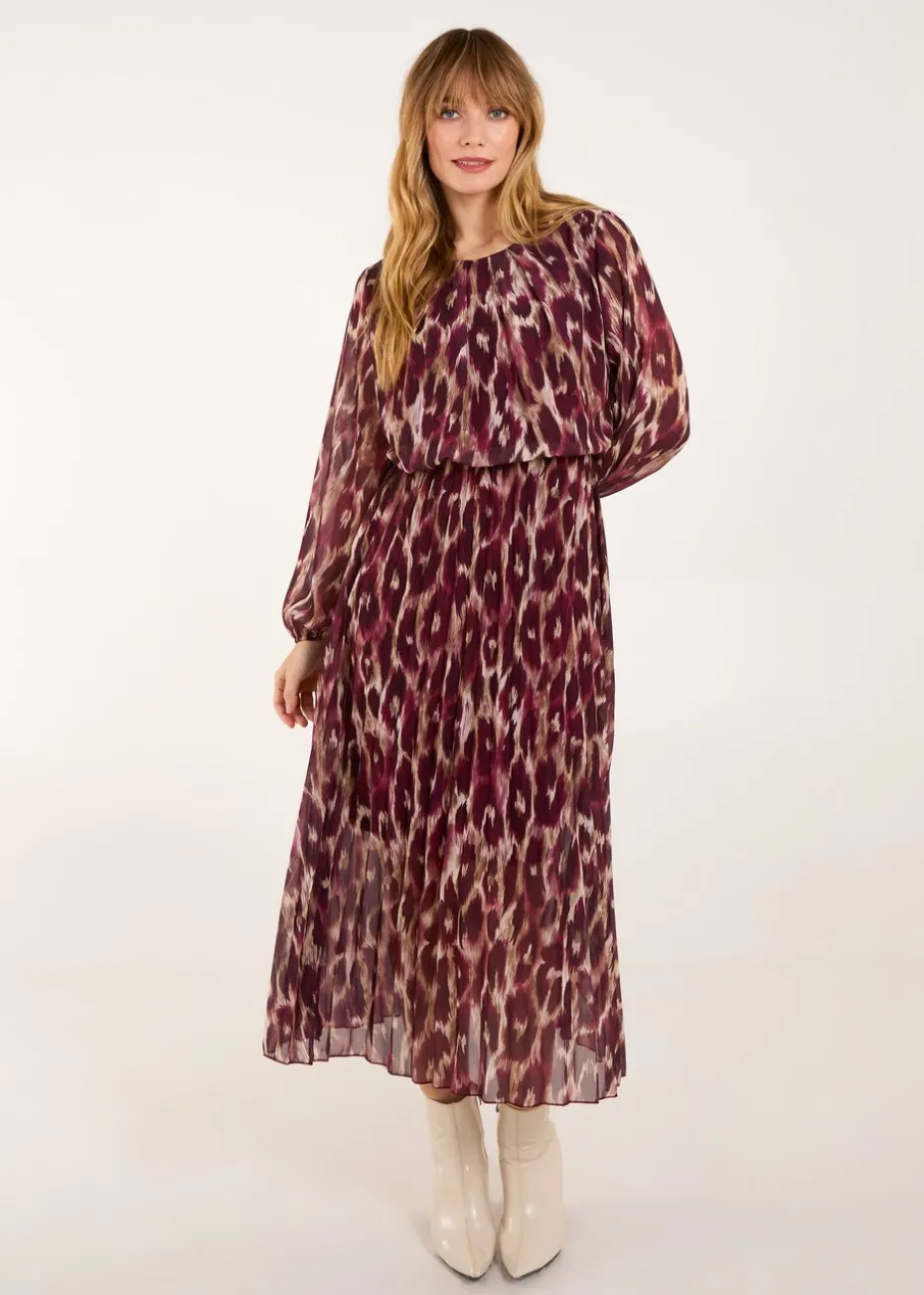 Blue Vanilla Red Round Neck Pleated Abstract Leopard Dress