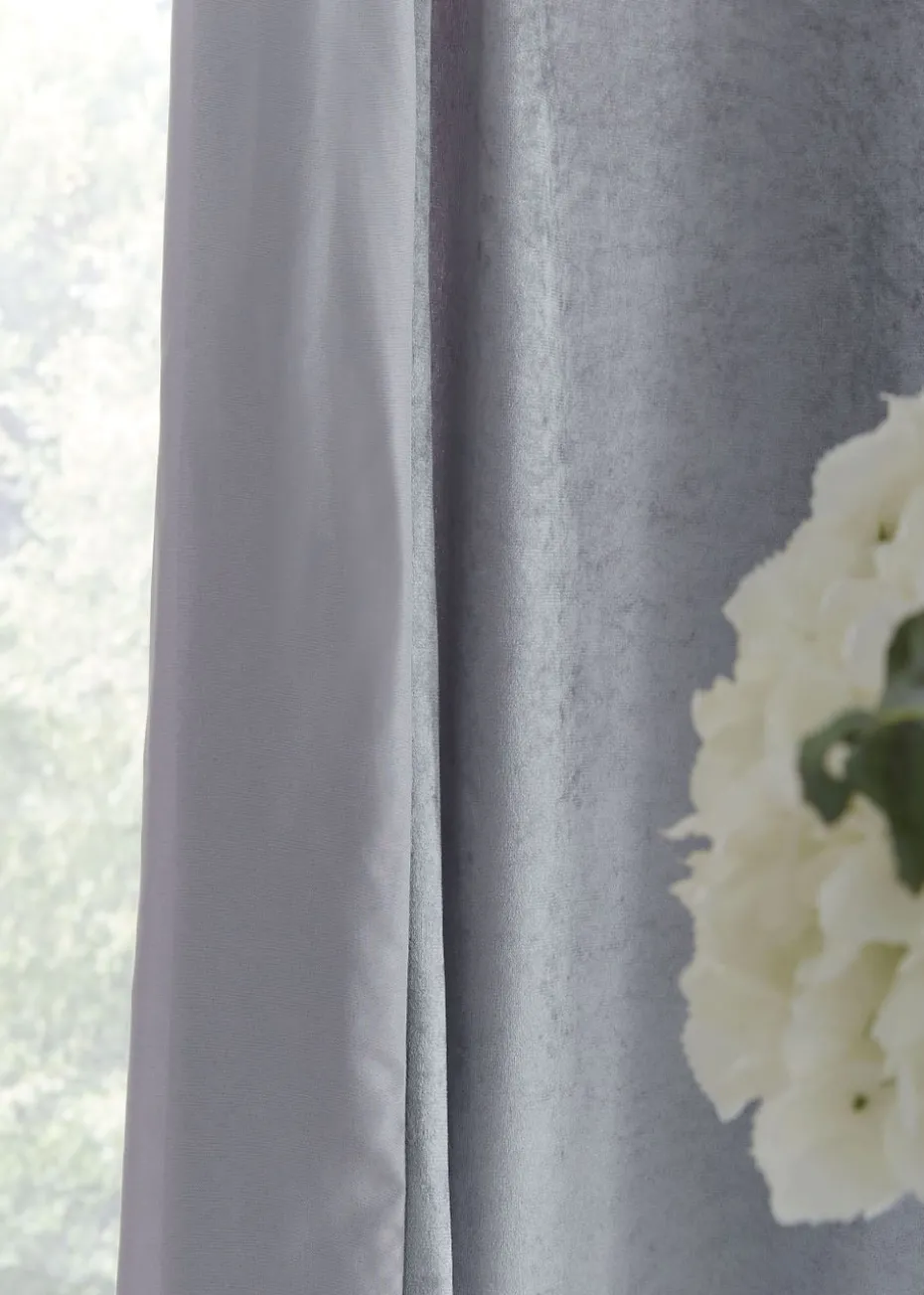 Catherine Lansfield Crushed Velvet Glamour Lined Eyelet Curtains