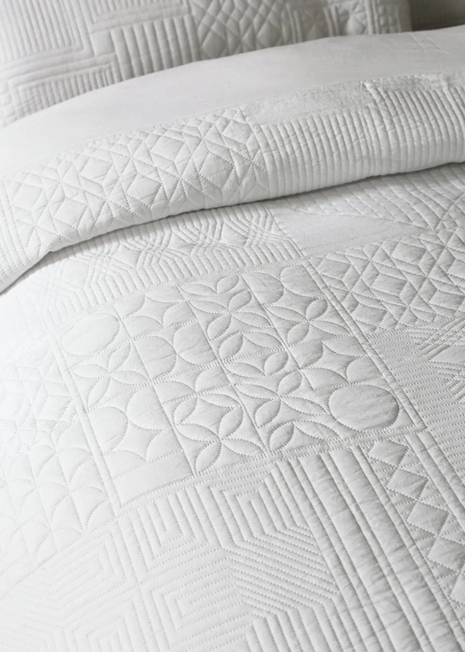 Catherine Lansfield Folkstone Geo Duvet Cover Set