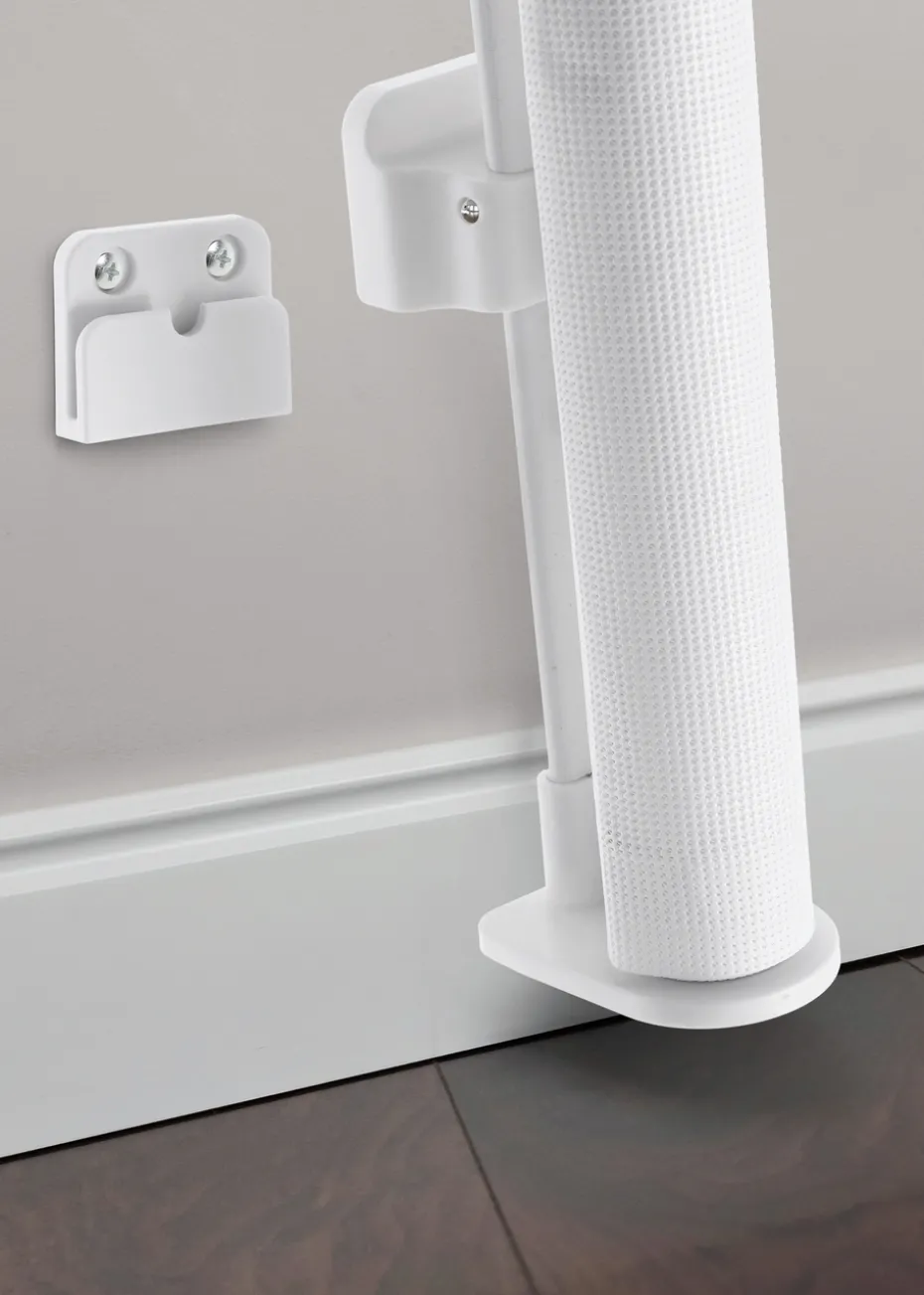 Dreambaby White Retractable Mesh Roller Gate