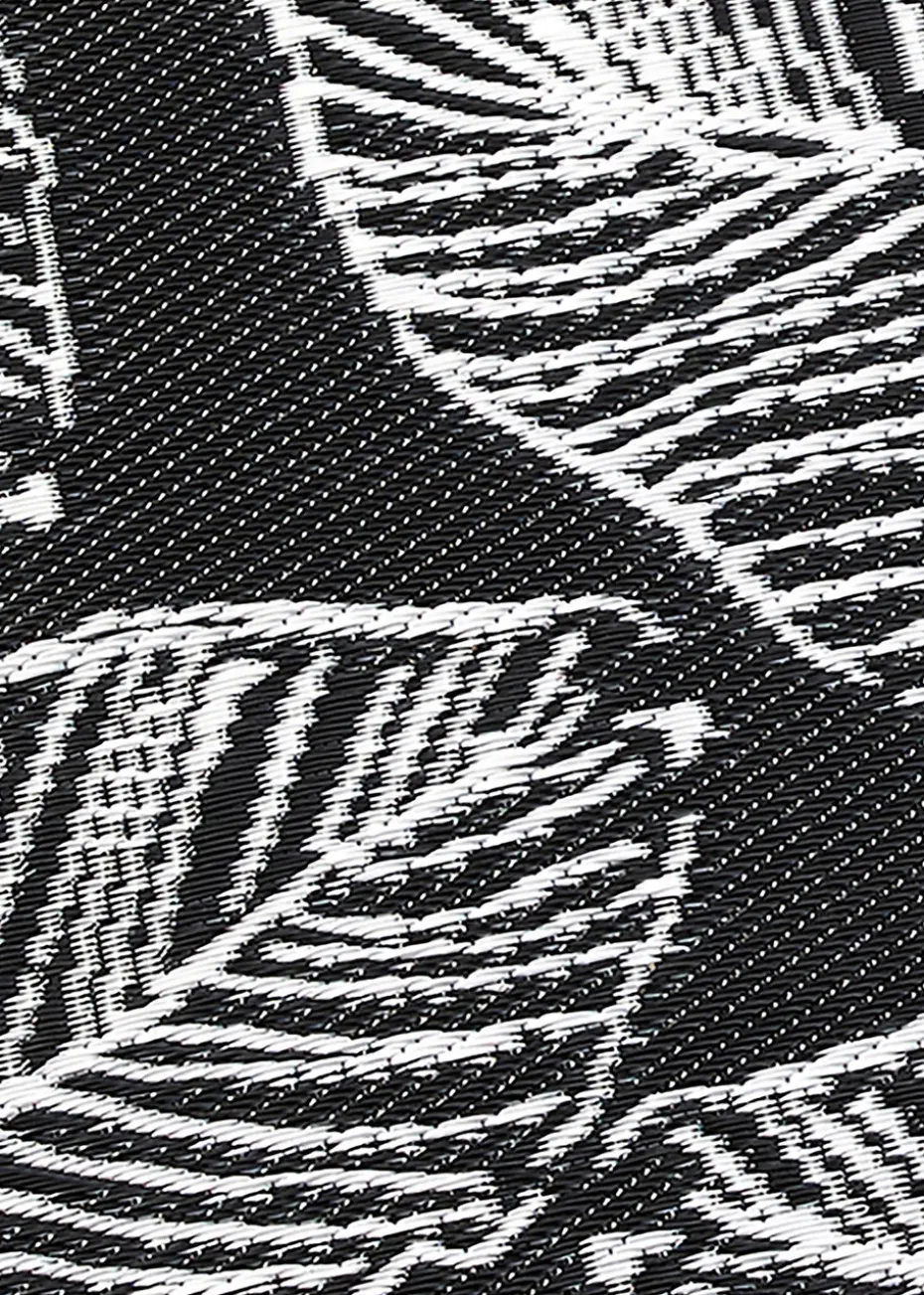 Fusion Matteo Black Outdoor Rug