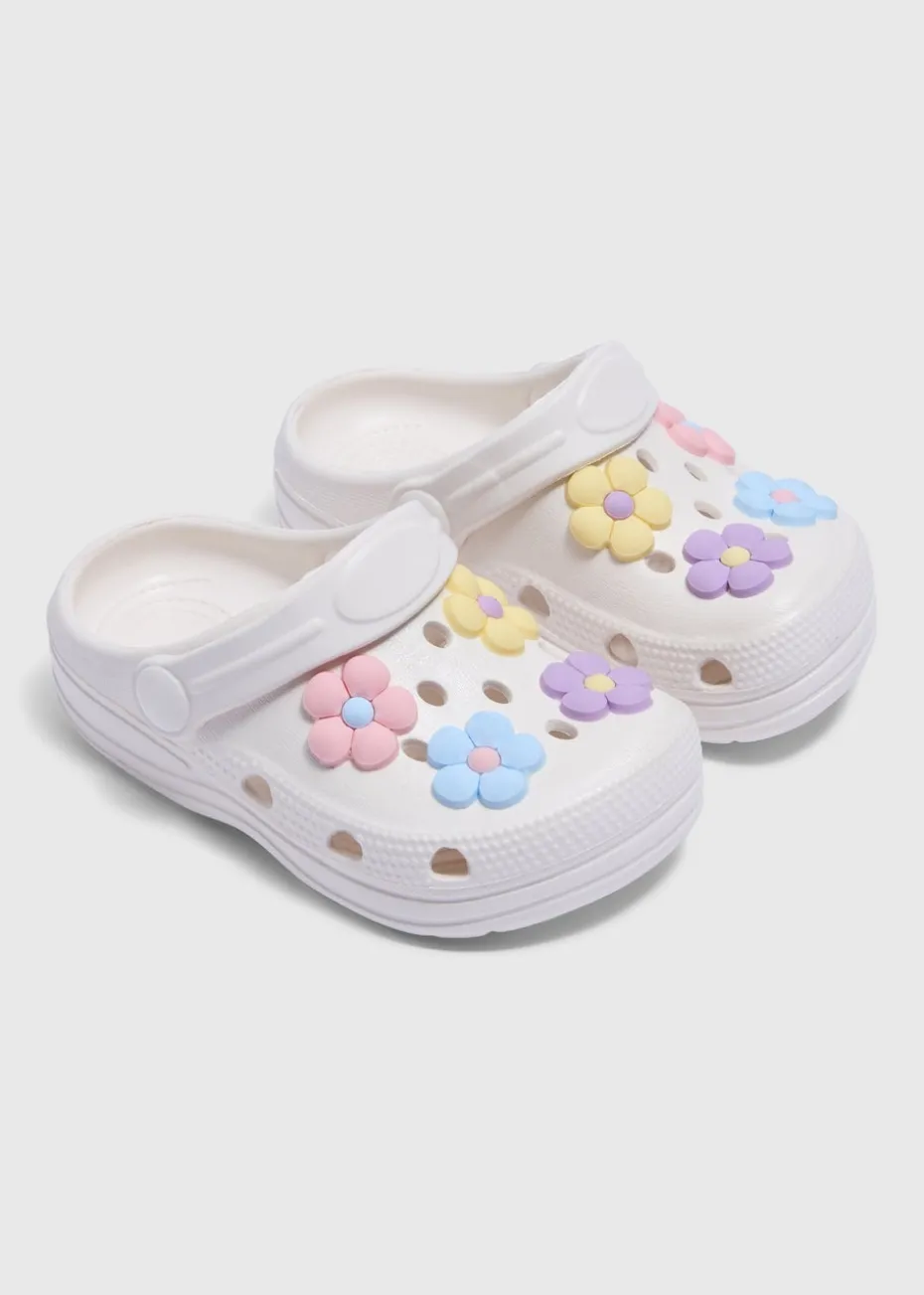 Girls Cream Daisy Badge Clogs (Younger 4/5-Older 12/13)