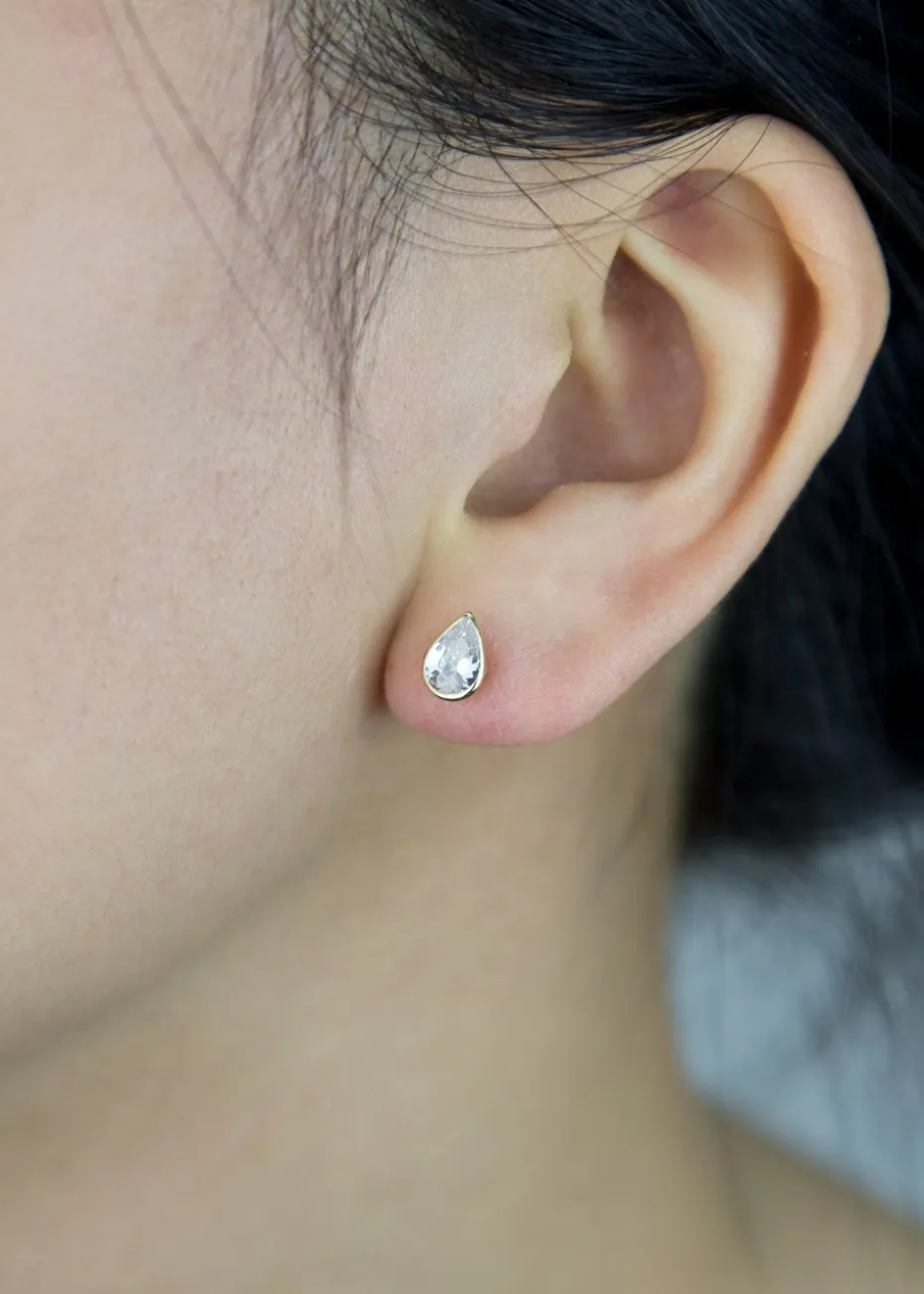Golden Moments 9ct Yellow Gold CZ Teardrop Stud Earrings