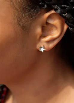 Golden Moments 9ct Yellow Gold Mother of Pearl Star Stud Earring