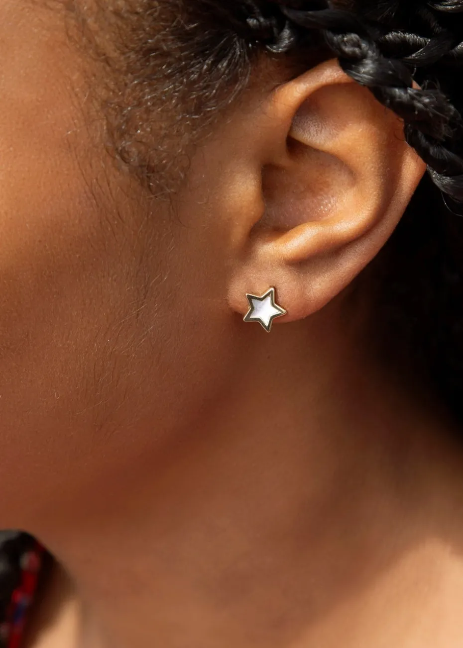 Golden Moments 9ct Yellow Gold Mother of Pearl Star Stud Earring