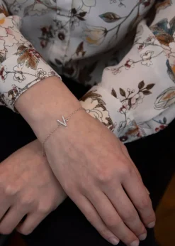 Golden Moments Sterling Silver CZ 'V' Initial Bracelet