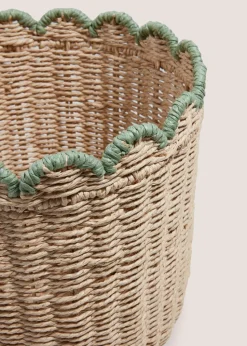 Green Scallop Edge Tray