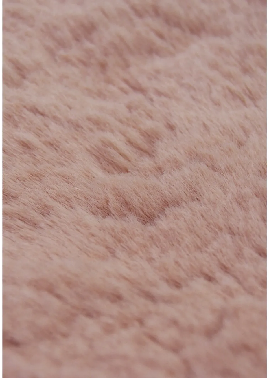 Homemaker Blush Luxury Fur Quad Rug