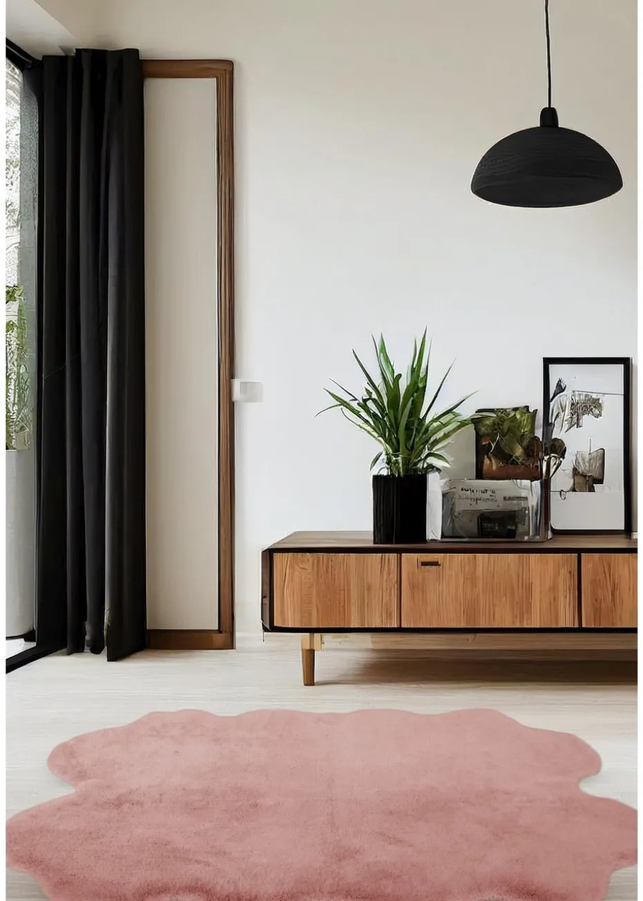 Homemaker Blush Luxury Fur Quad Rug