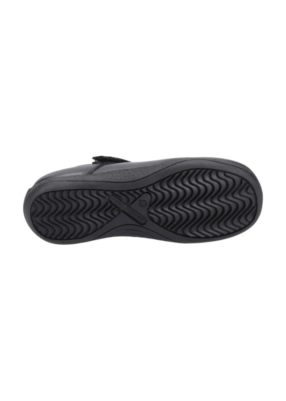 Hush Puppies Girls Black Christina Junior School Shoes (Younger 10-Older 2)
