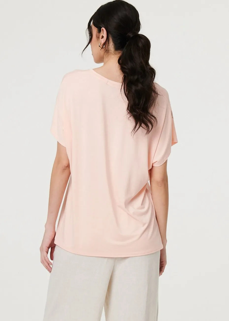 Izabel London Pink Sparkly Feather Print Relaxed T-Shirt