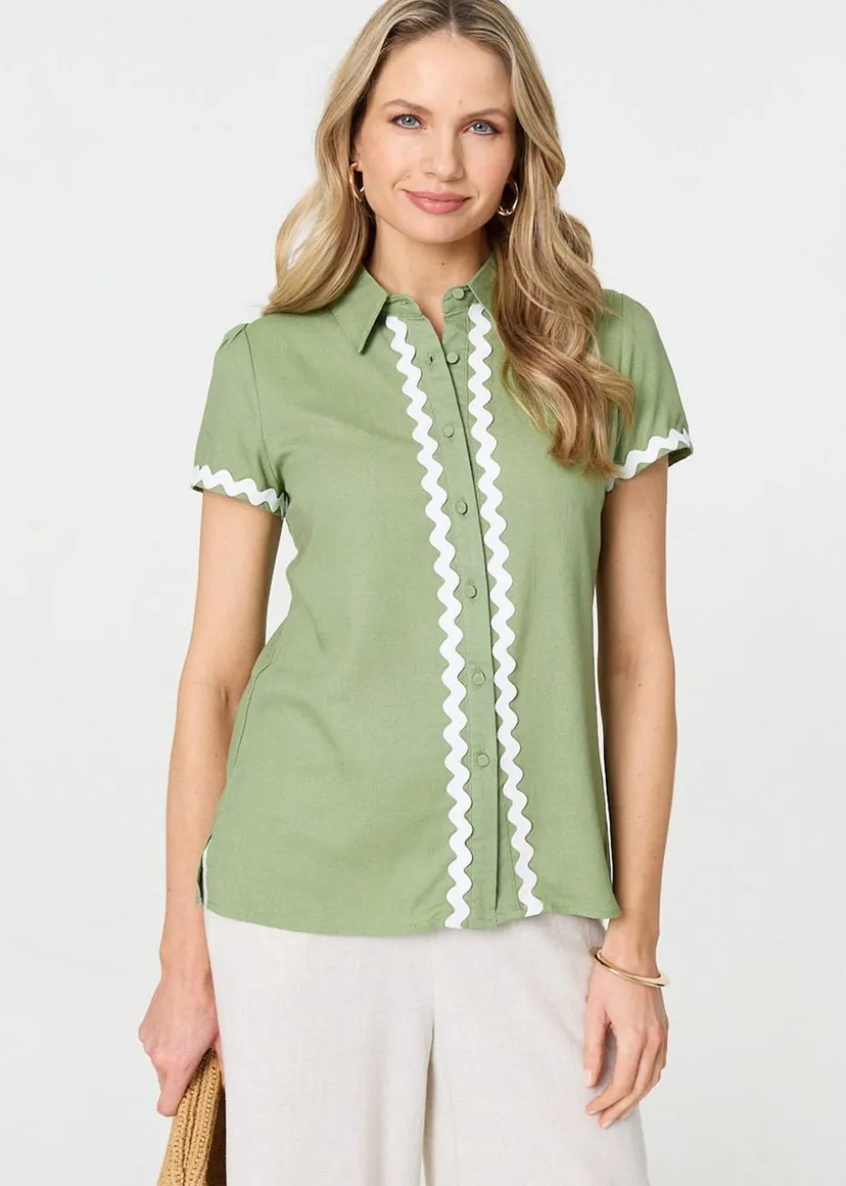 Izabel London Sage Zig Zag Trim Short Sleeve Shirt