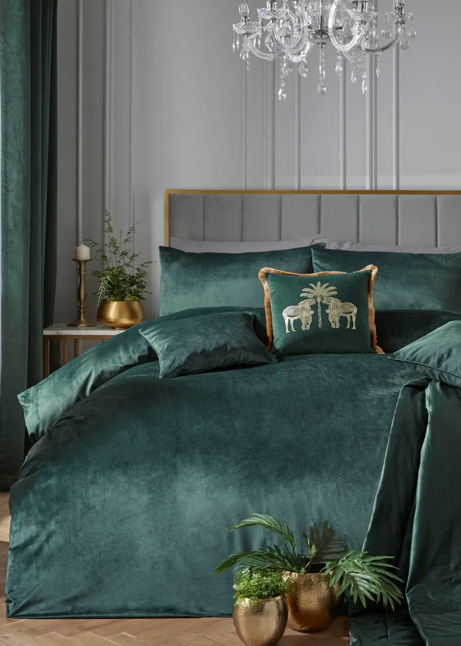 Laurence Llewelyn-Bowen Montrose Velvet Green Duvet Cover Set