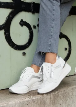 Linzi Everett White & Silver Wedged Trainer