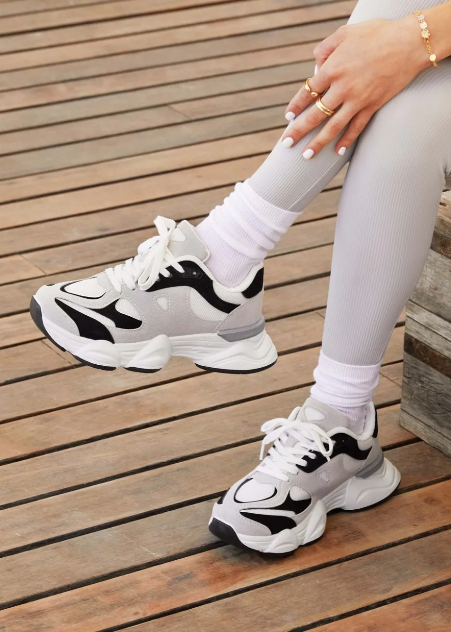 Linzi Hackney Black/Grey Two Tone Trainer