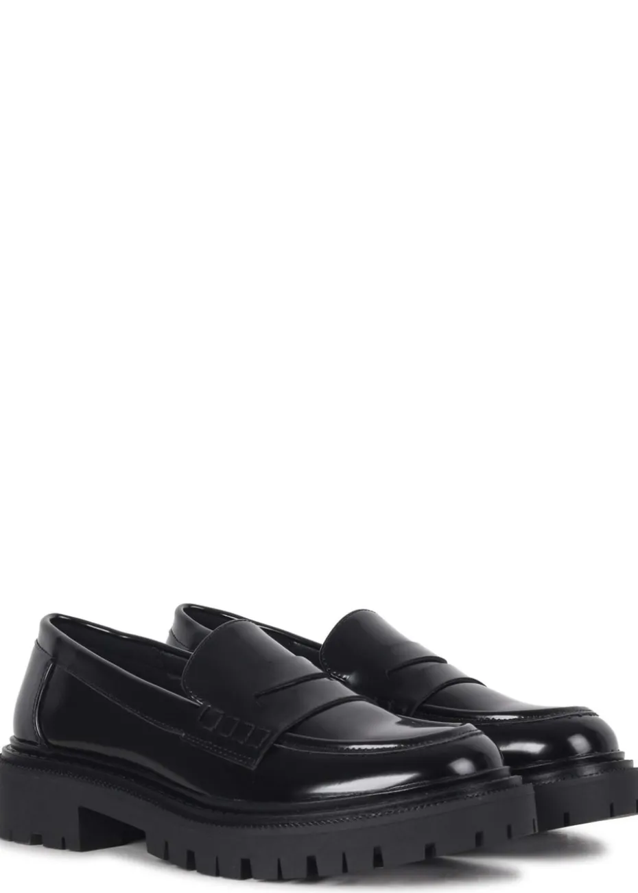 Linzi Ivan Black Faux High Shine Leather Classic Chunky Loafer