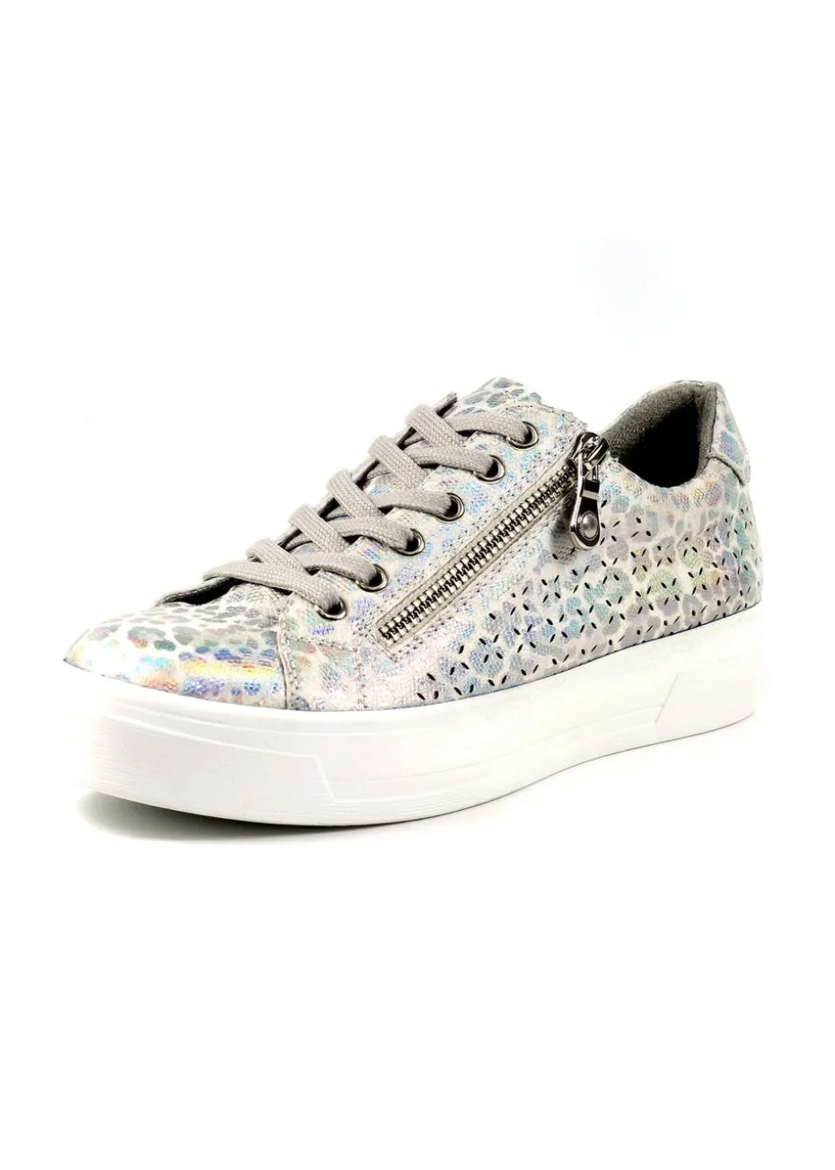 Lunar White Charm Trainer