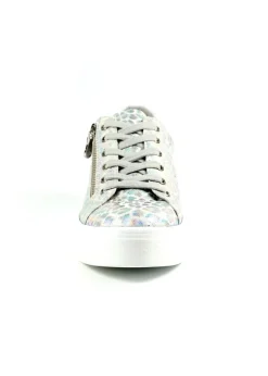 Lunar White Charm Trainer