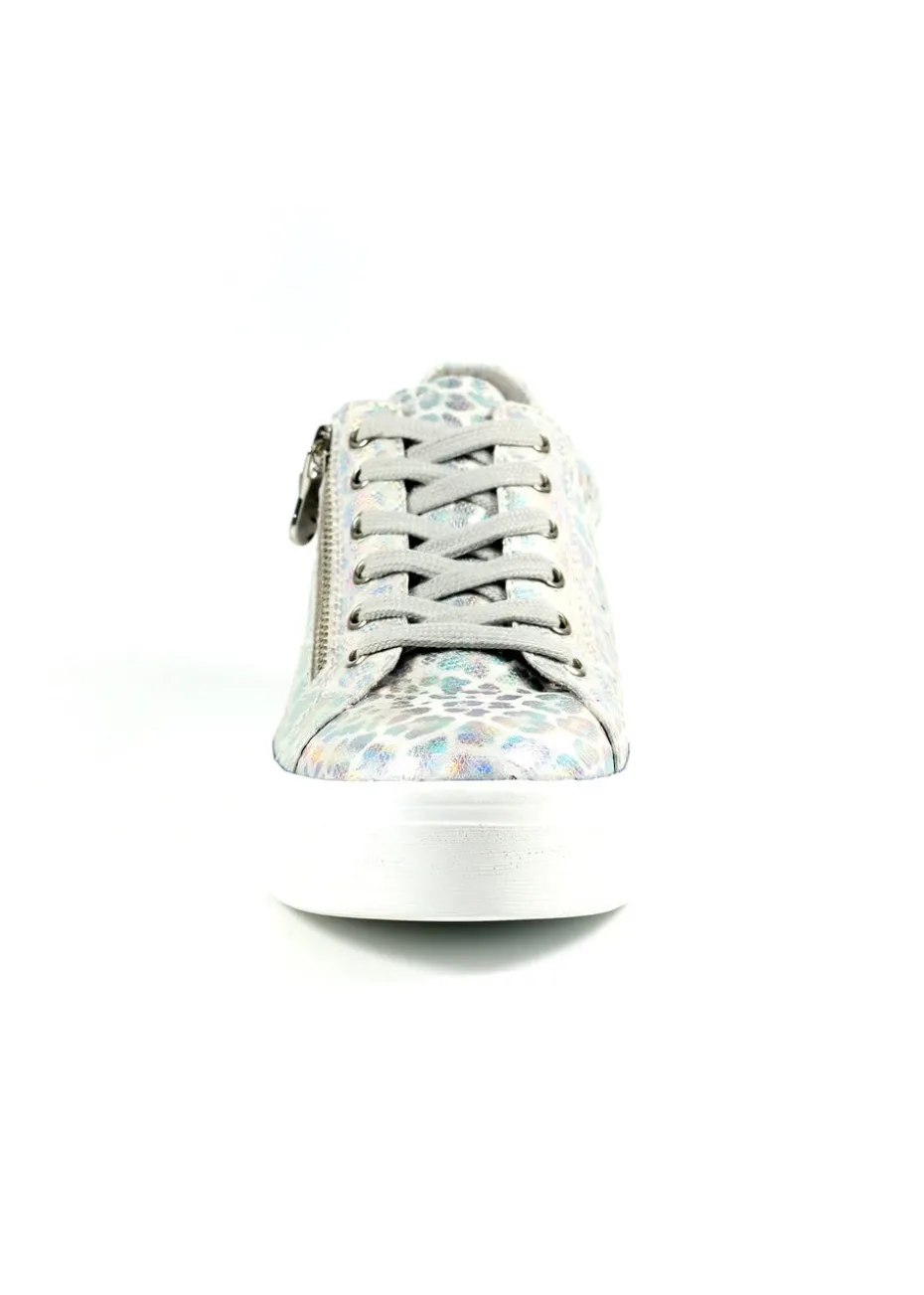 Lunar White Charm Trainer