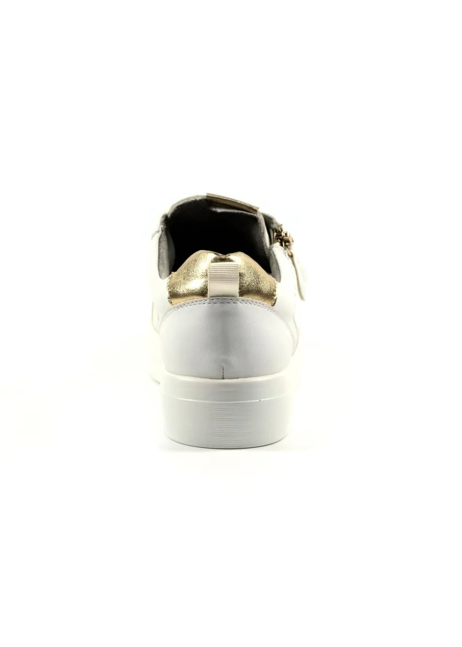 Lunar White Nia Trainer