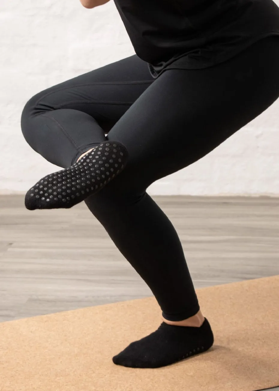 Myga Black Gripped Yoga Socks 3-Pack
