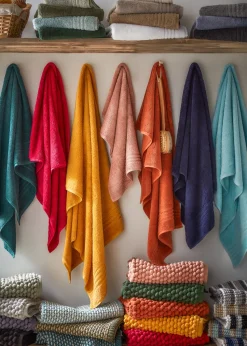 Natural Stripe Chenille Bath Mat (50cm x 80cm)