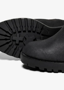 Only Black Heeled Boots