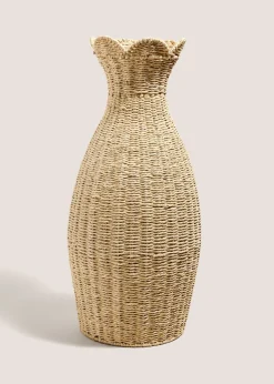 Oval Scallop Edge Woven Laundry Basket