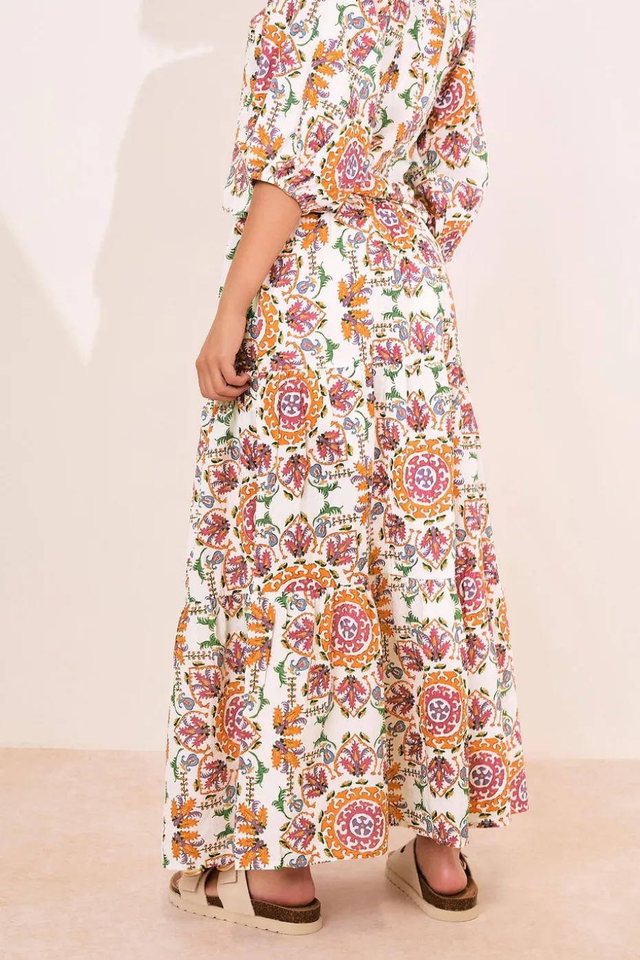Pixiegirl Petite White Abstract Tile Tiered Maxi Skirt