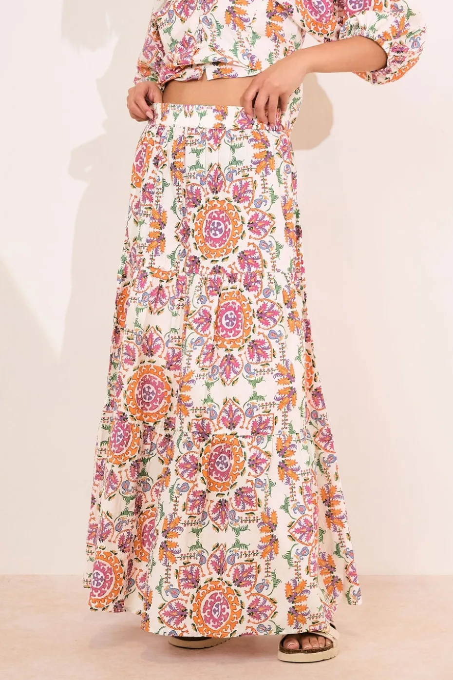 Pixiegirl Petite White Abstract Tile Tiered Maxi Skirt