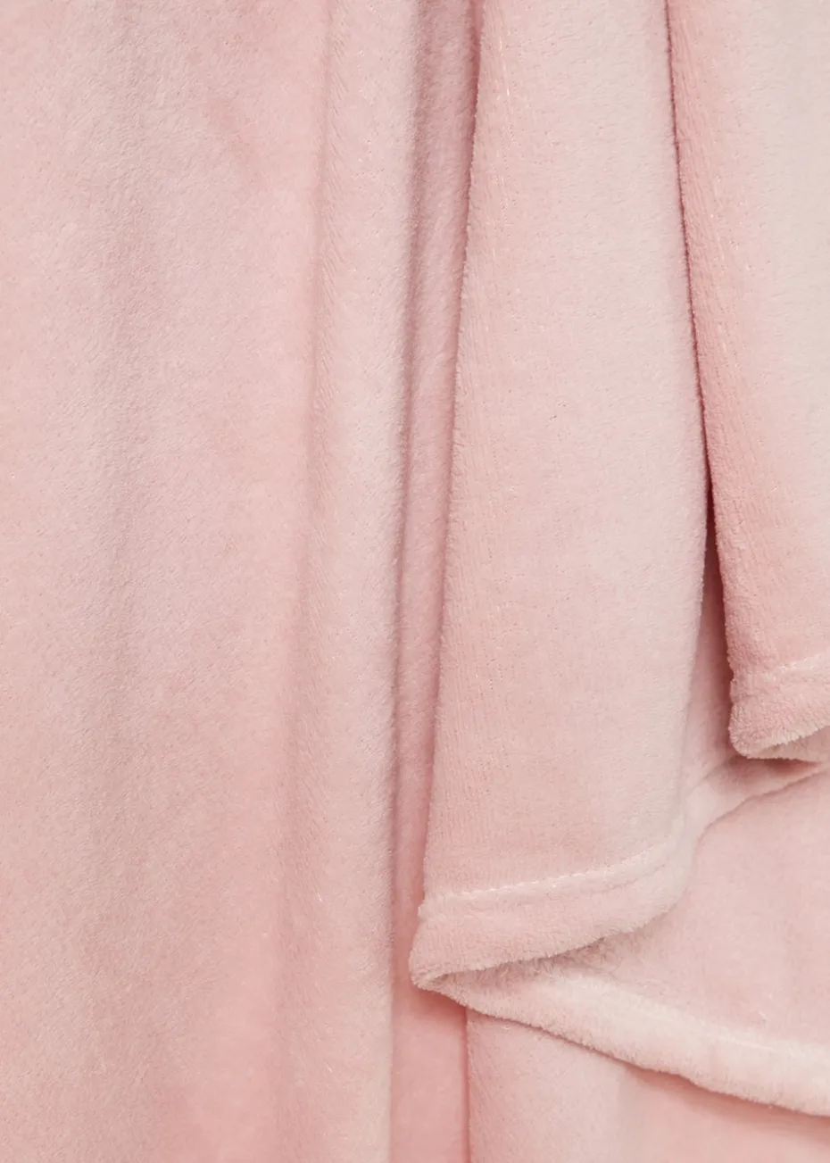 Plain Pink Throw (130cm x 150cm)