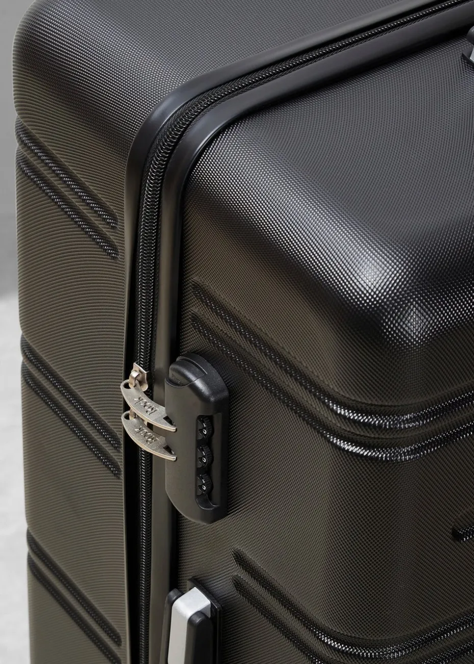 Rock Black Lisbon Suitcase