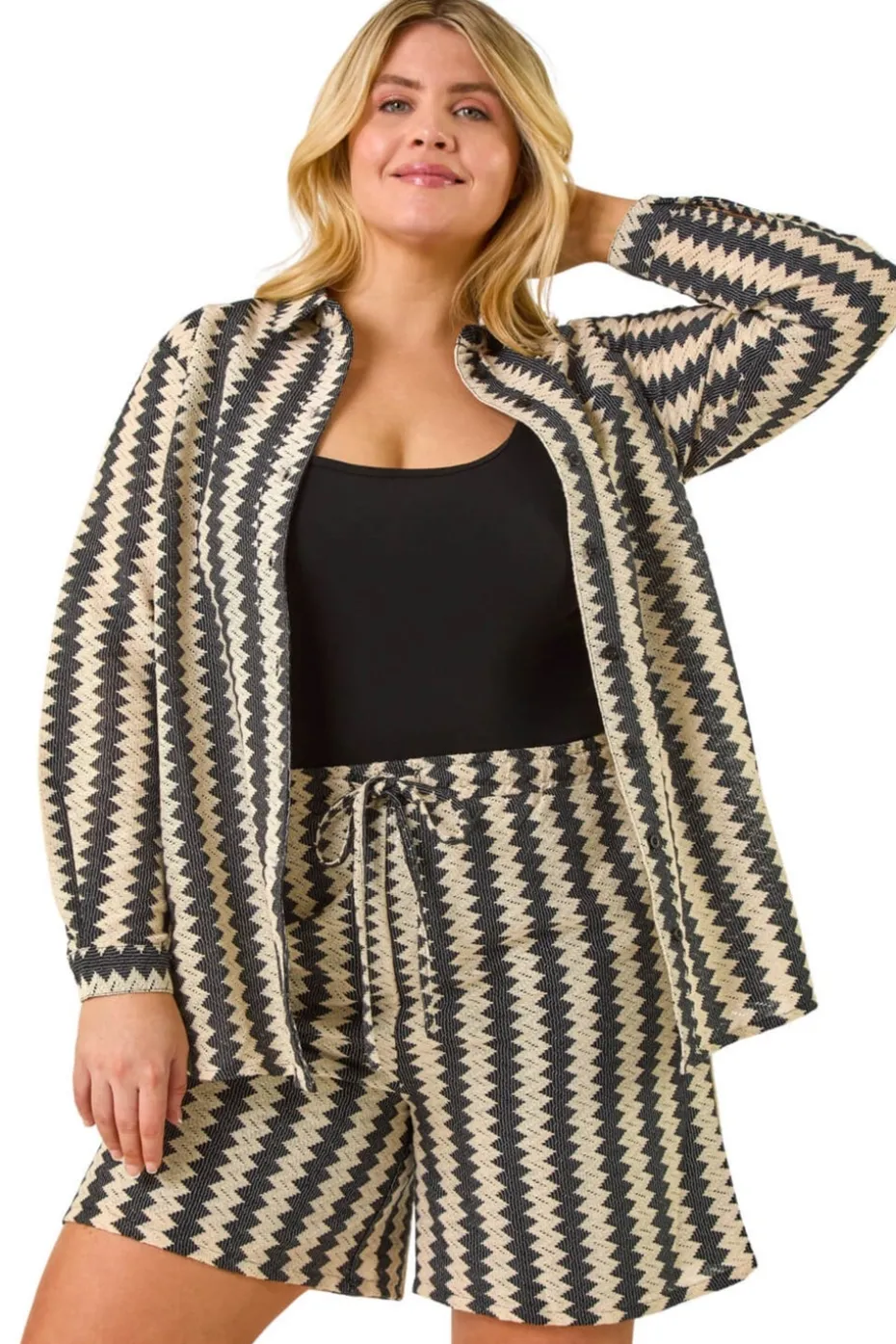 Roman Black Curve Zig Zag Woven Shirt