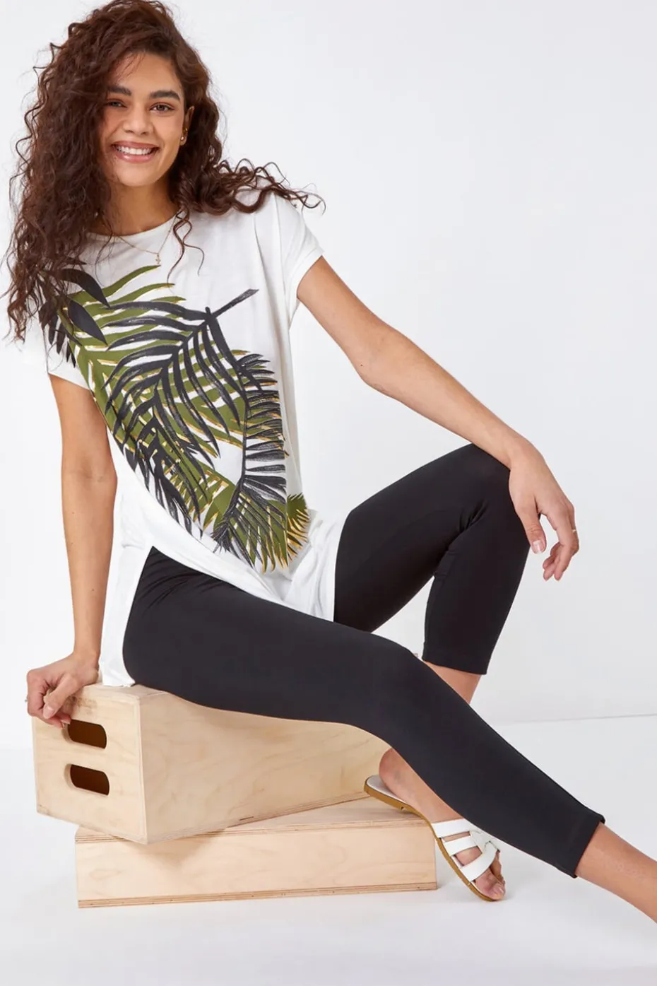 Roman Black Elastic Waist Stretch Cropped Leggings