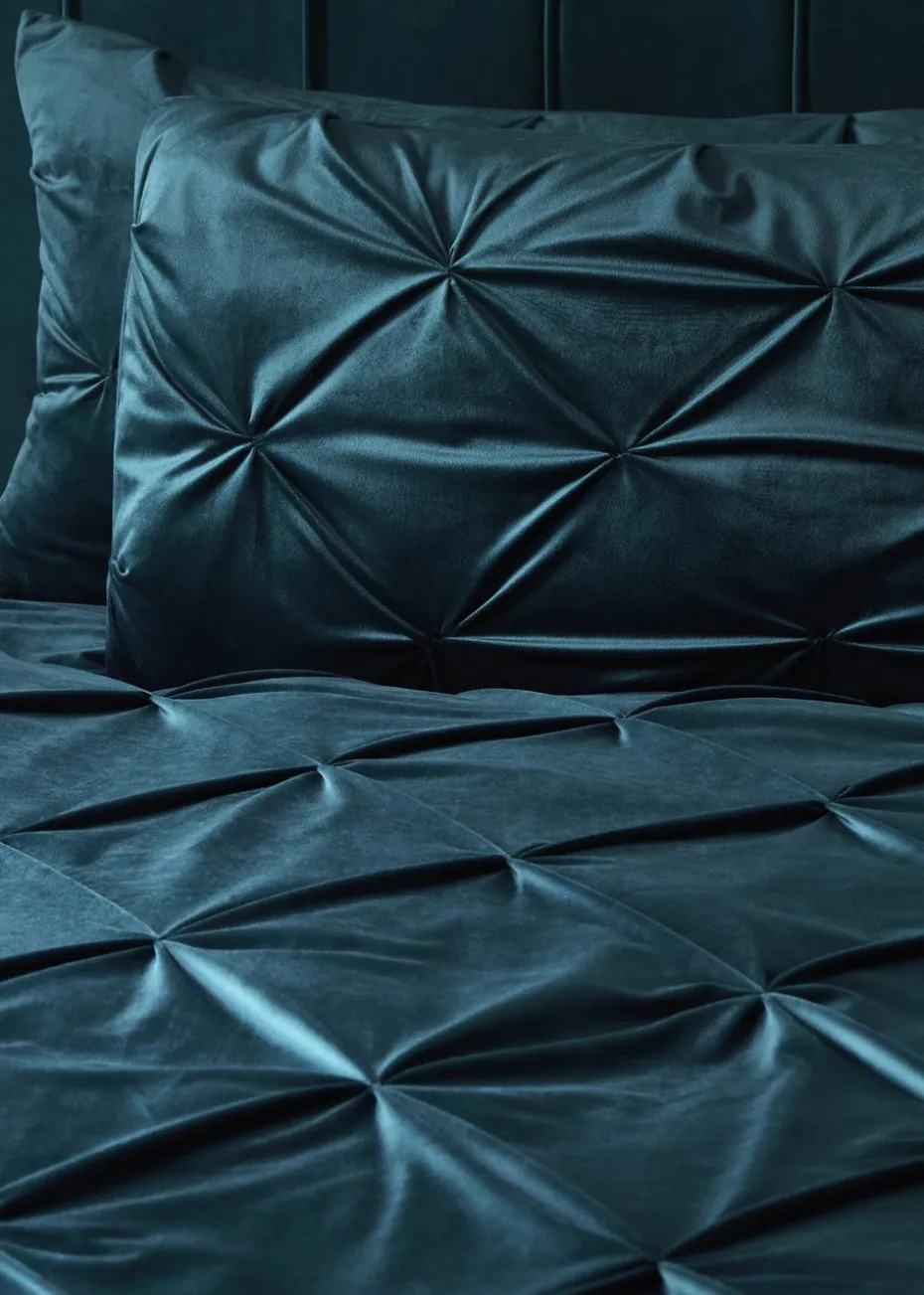Soiree Mira Velvet Blue Duvet Cover Set