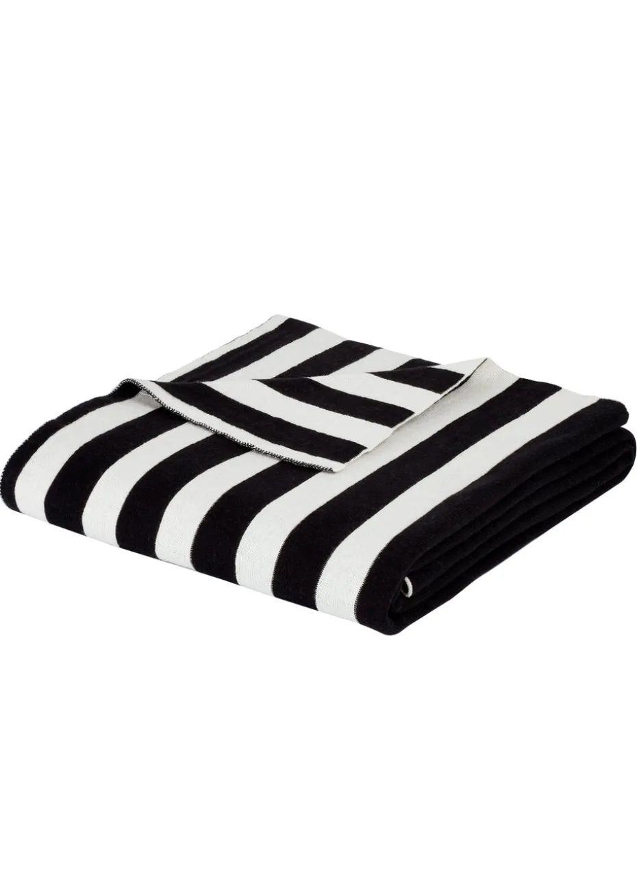 Style Sisters Knitted Stripe Cotton Throw (150x180cm)