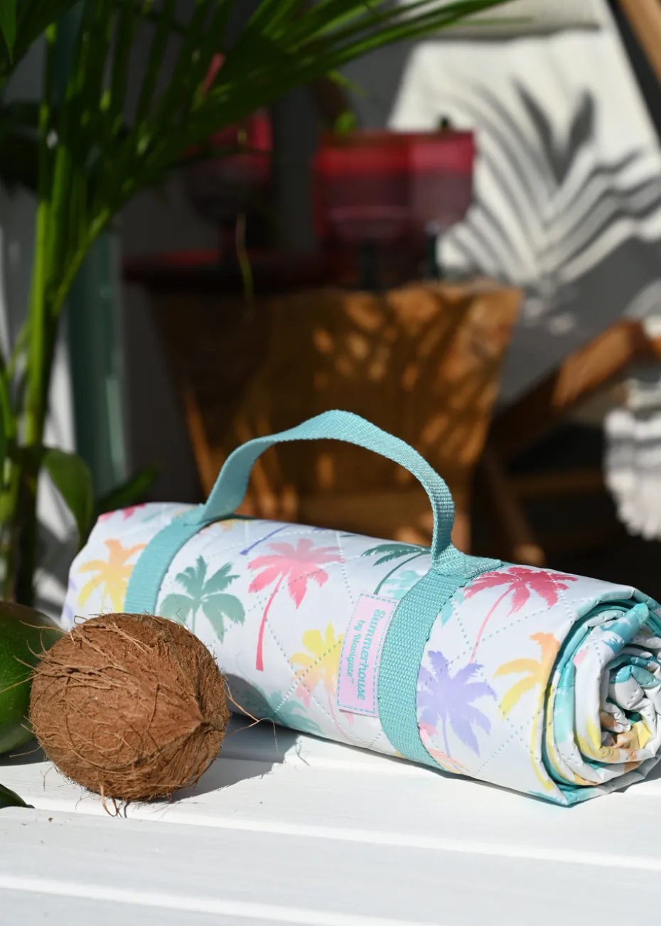 Summerhouse by Navigate Coconut Grove Quilted Picnic Blanket - Ombre Palm