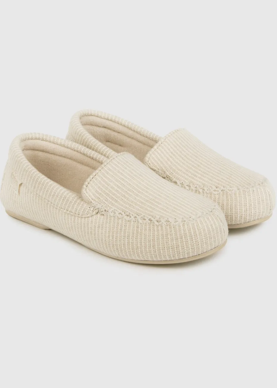 Totes Isotoner Beige Textured Moccasin Slipper