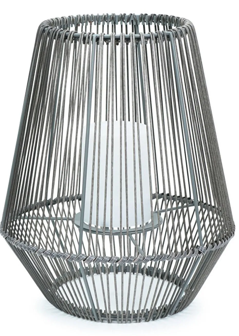 ValueLights Natural Wicker Solar Lantern (30.5cm x 26cm x 26cm)