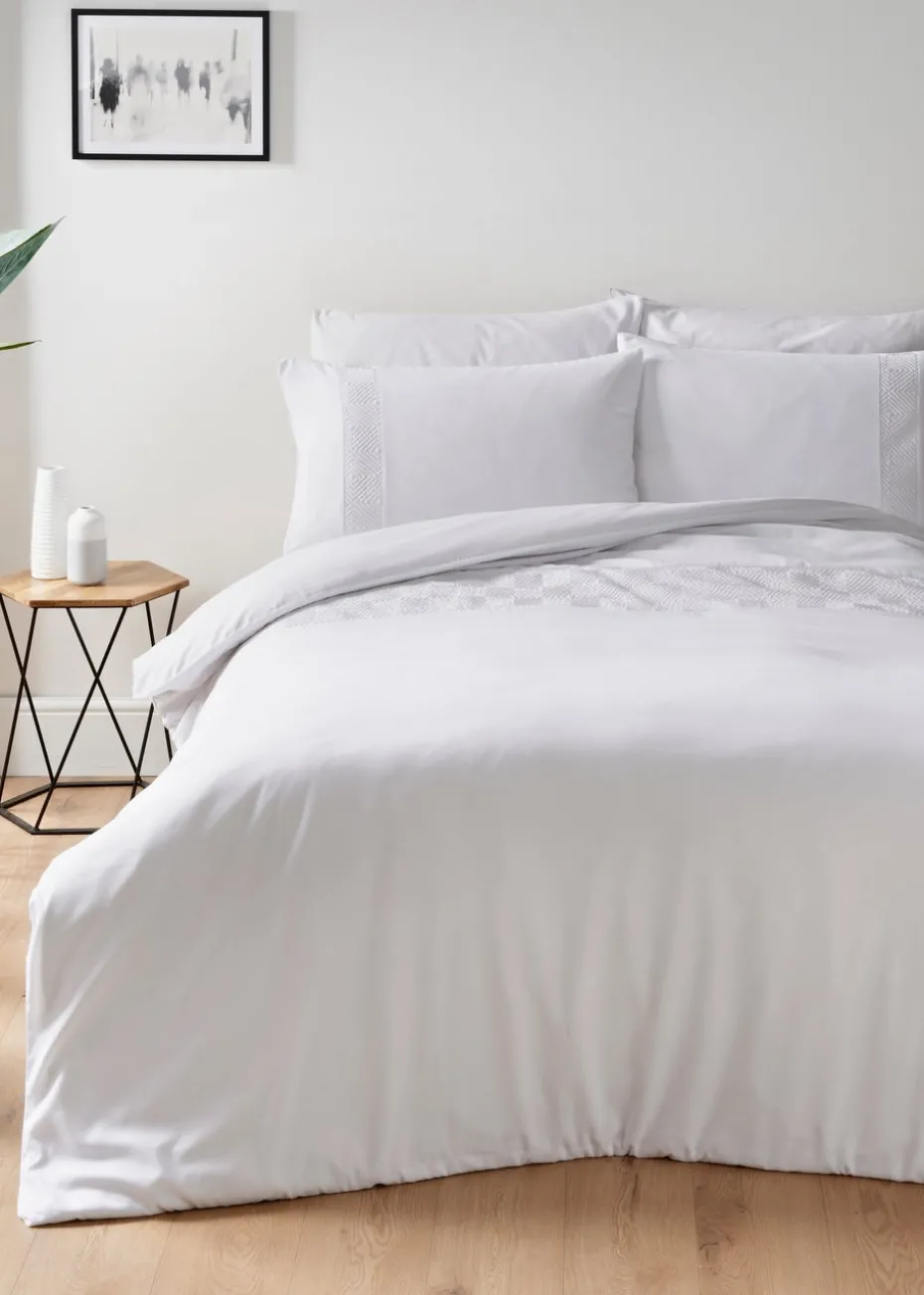 White Duvet Set