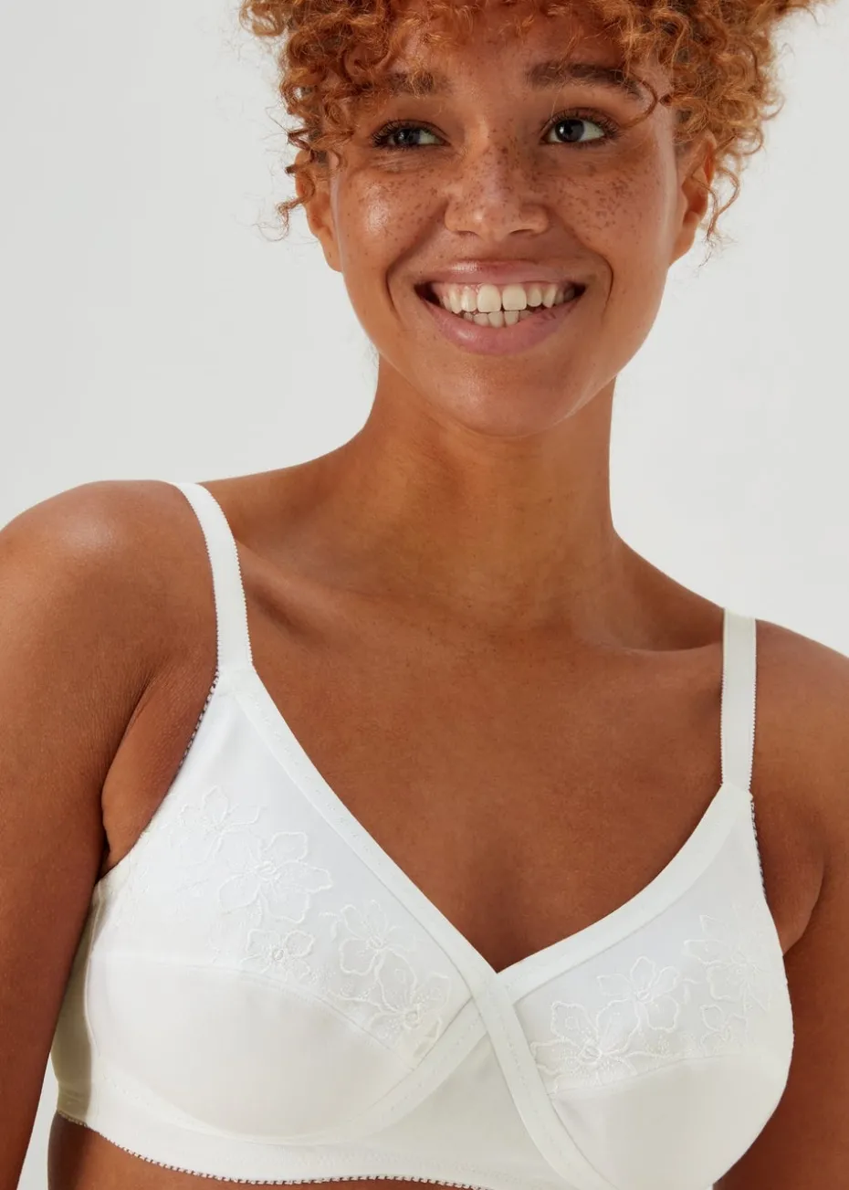 White Floral Print Non Wired Broderie Bra