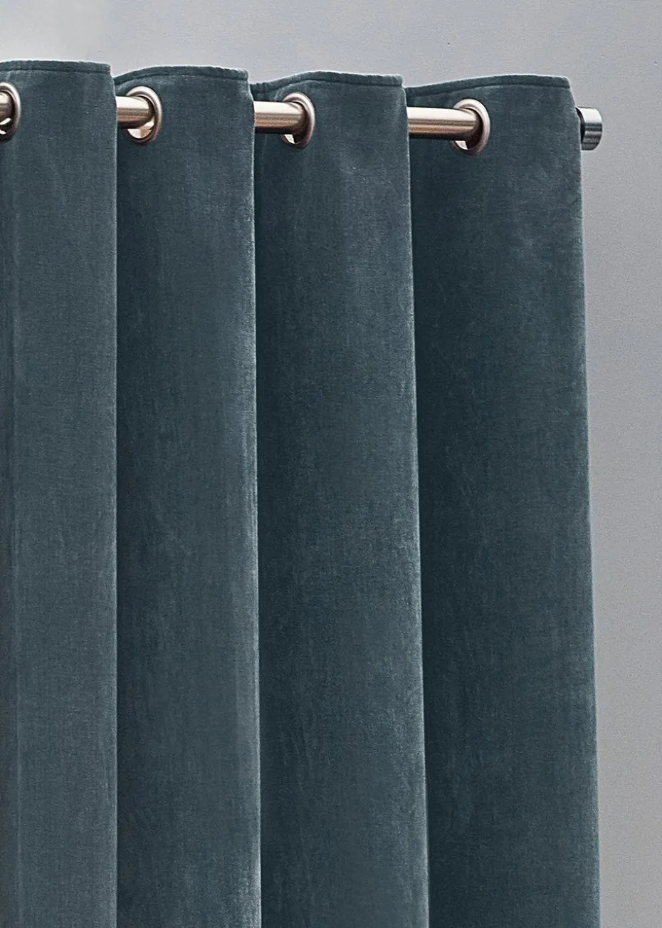 Yard Heavy Chenille Velvet Eyelet Curtains