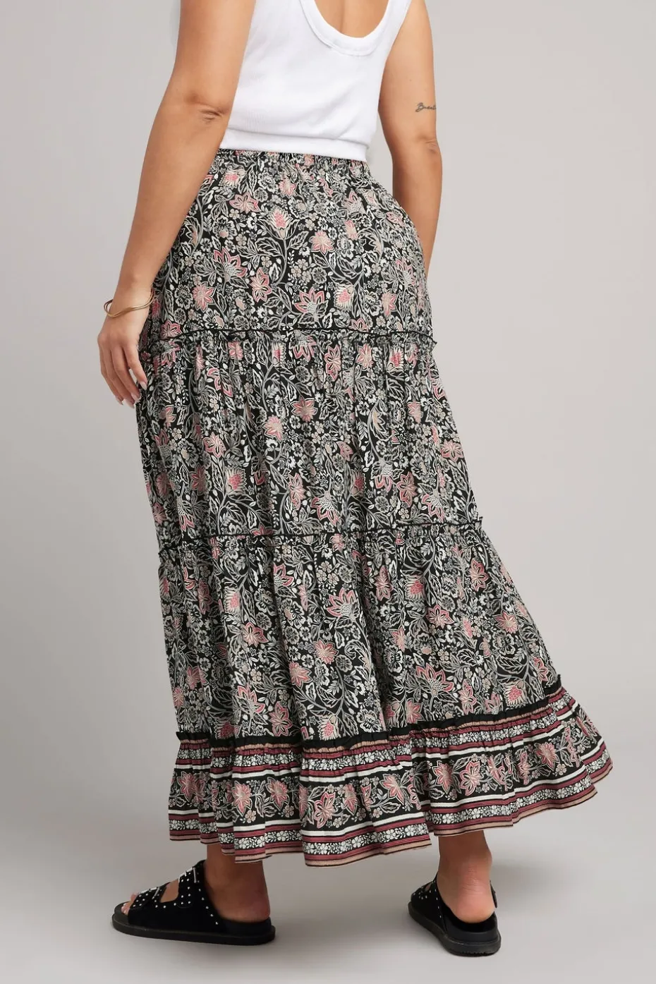 Yours Curve Black & White Floral Print Tiered Maxi Skirt