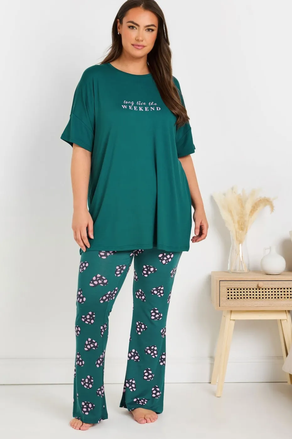 Yours Curve Green Long Live The Weekend Soft Touch Pyjama Top