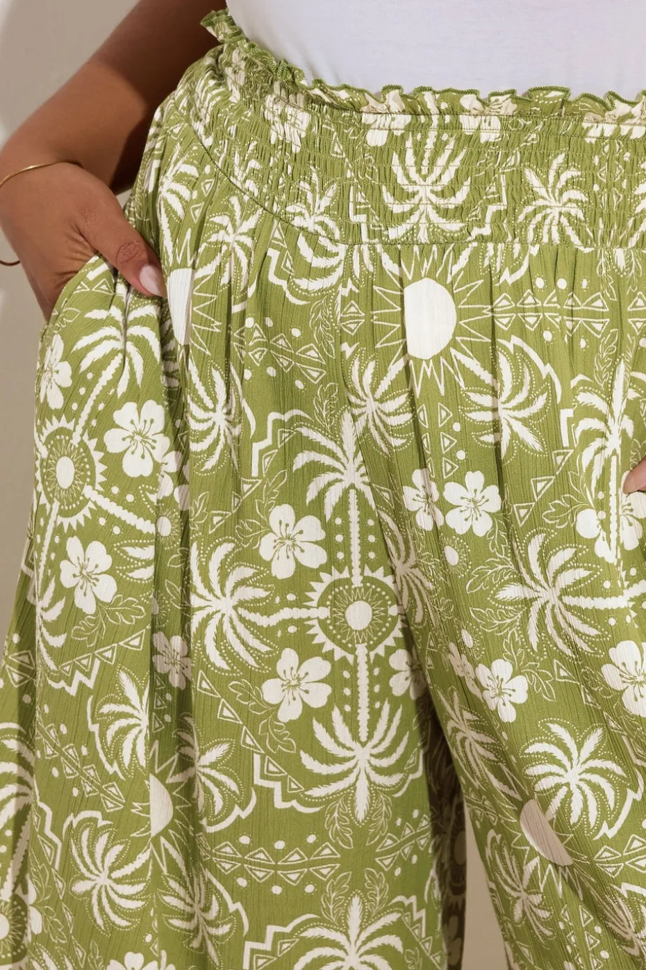 Yours Curve Green Palm Print Shirred Midaxi Culottes